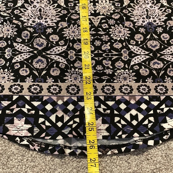 NWOT PerSeption Concept Patterned Top L - Picture 13 of 14